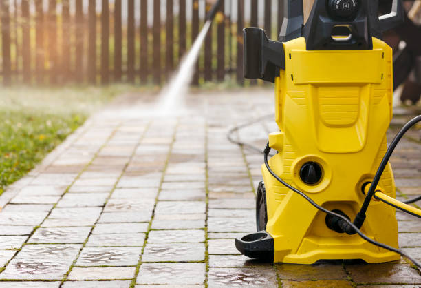 Best Rust Removal  in Azusa, CA